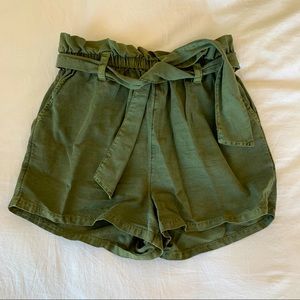 Cute tie shorts